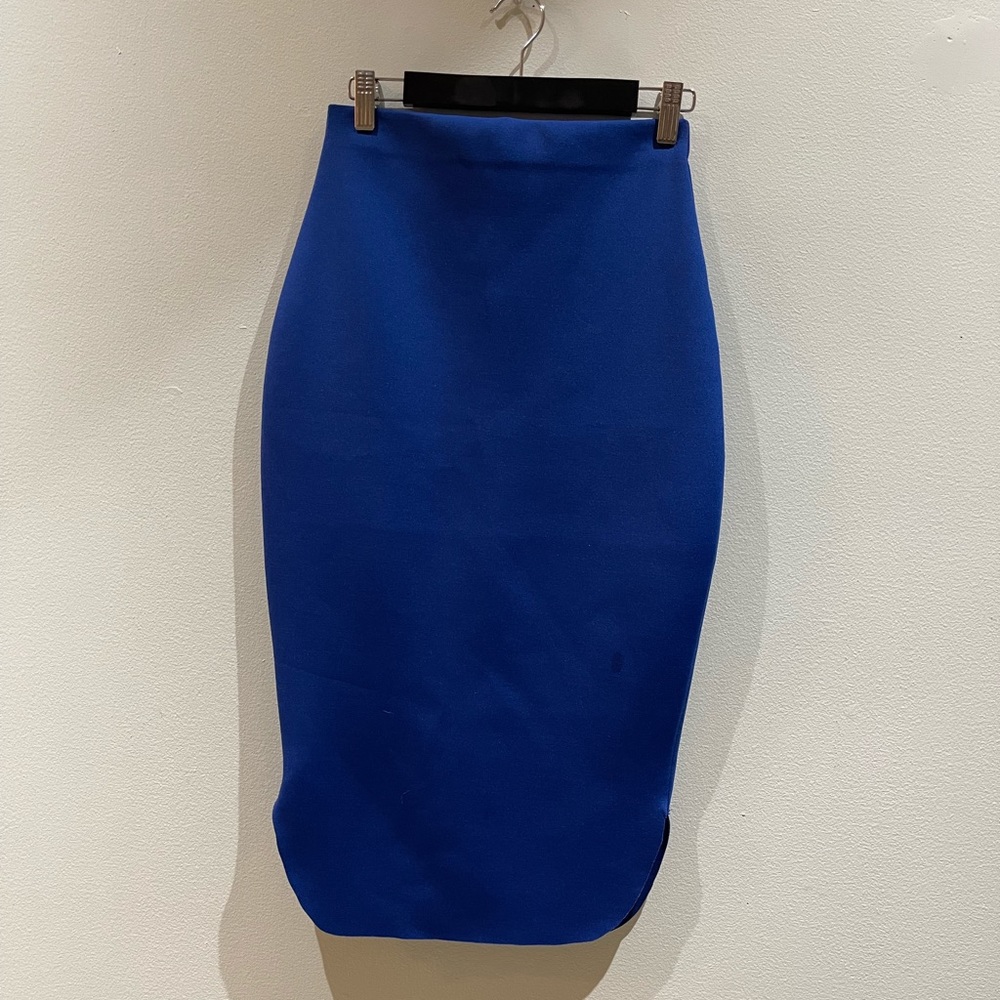 Neoprene pencil skirt